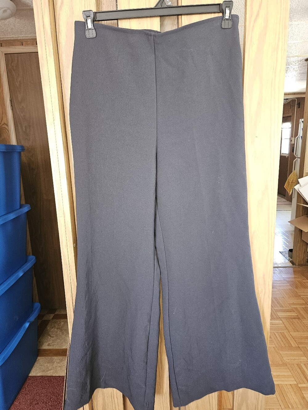 Urban Outfitters Sz 12 Side Zip Black Wide Leg Pants